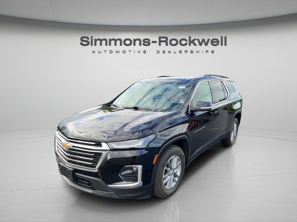 Used 2023 Chevrolet Traverse LT Cloth SUV