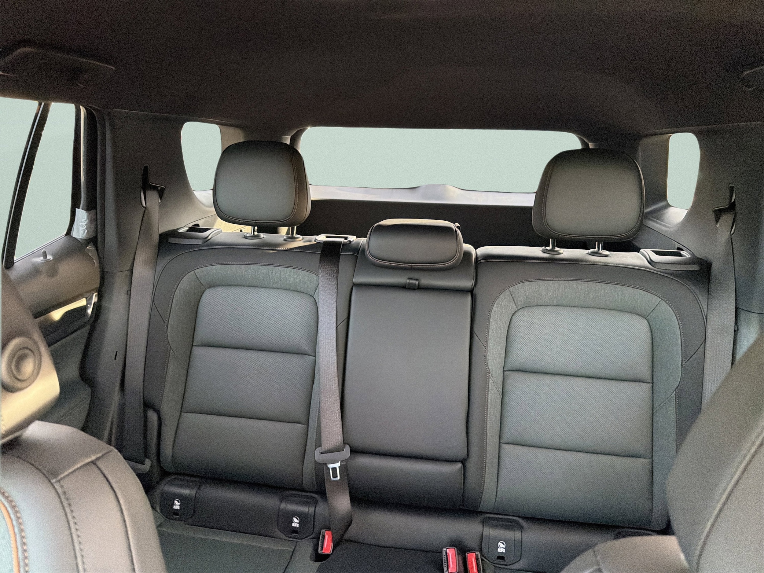2026 GMC Terrain AT4 - Photo 14