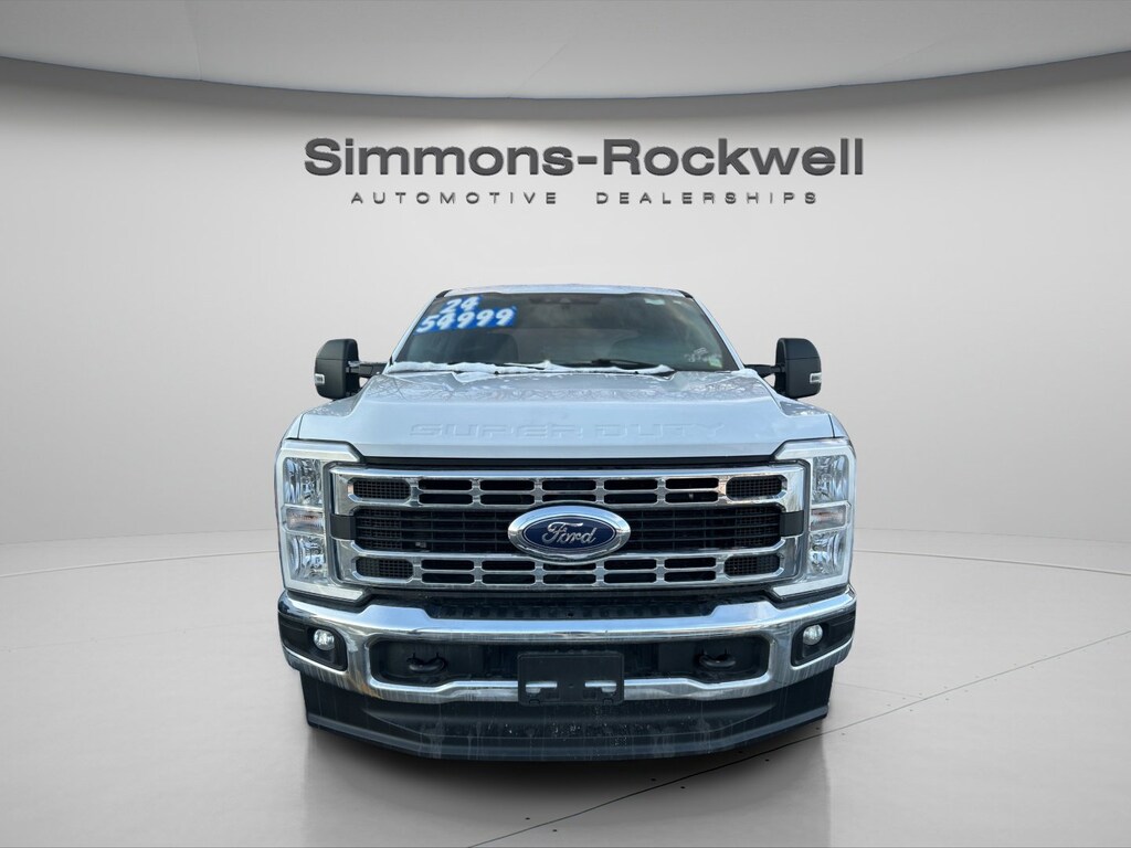 Used 2024 Ford Super Duty F-350 SRW XL Truck Crew Cab