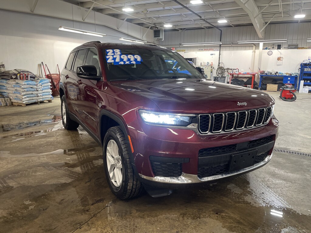 Used 2023 Jeep Grand Cherokee L Laredo SUV