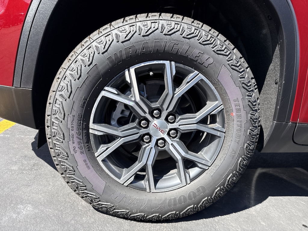 New 2026 GMC Acadia AT4 SUV
