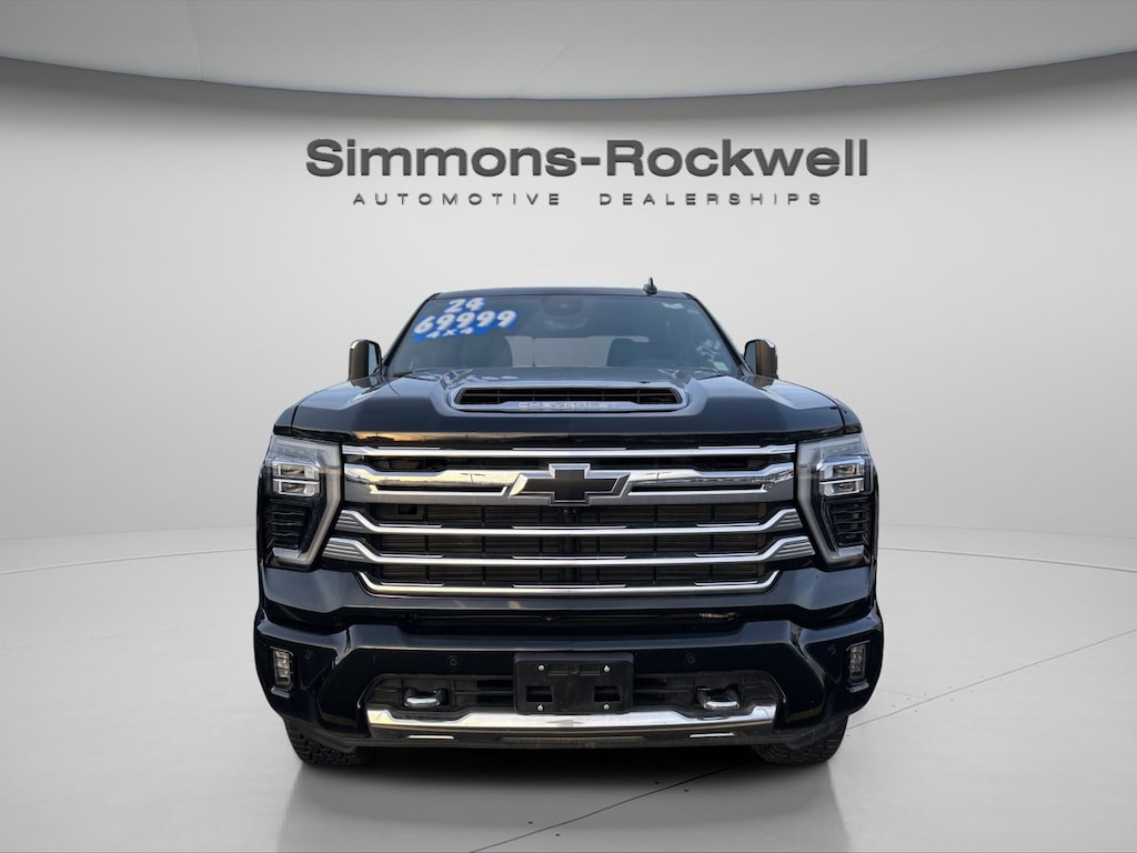 Used 2024 Chevrolet Silverado 2500 HD High Country Truck Crew Cab