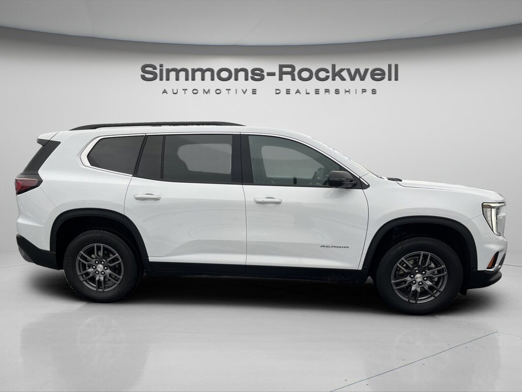 Used 2025 GMC Acadia Elevation SUV