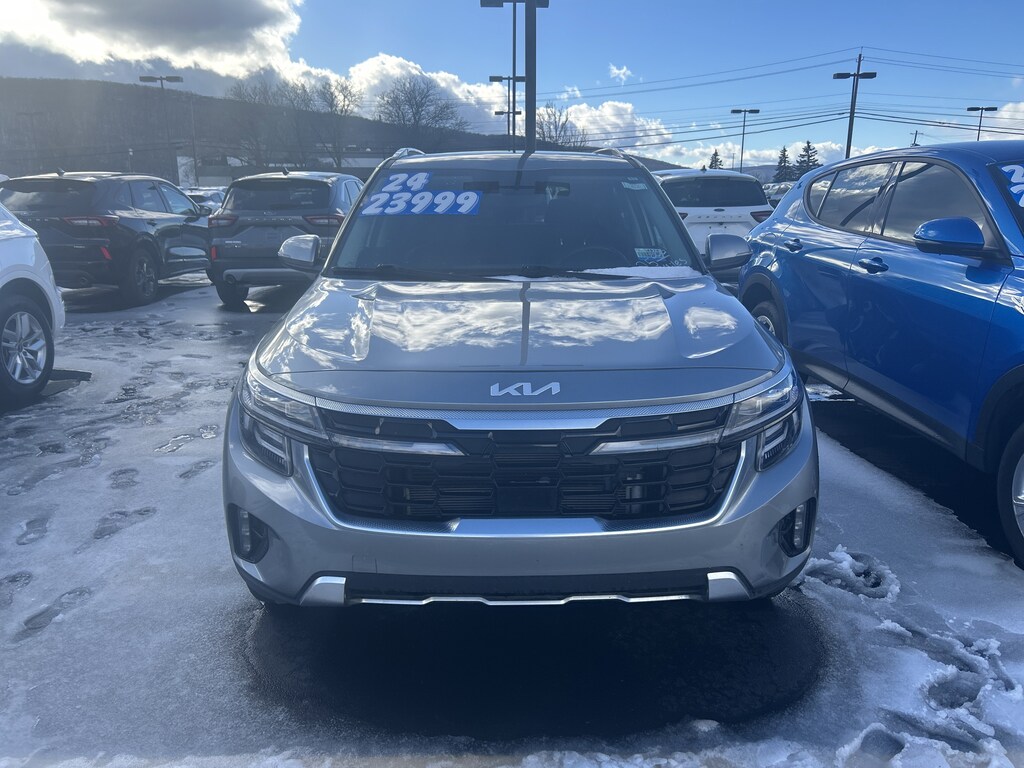 Used 2024 Kia Seltos SX SUV