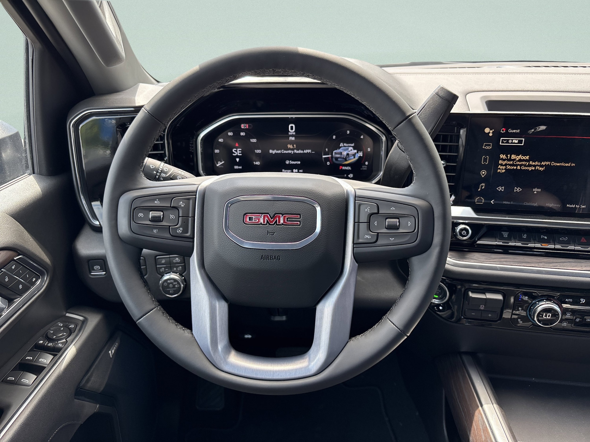 2026 GMC Sierra 2500HD SLT - Photo 25