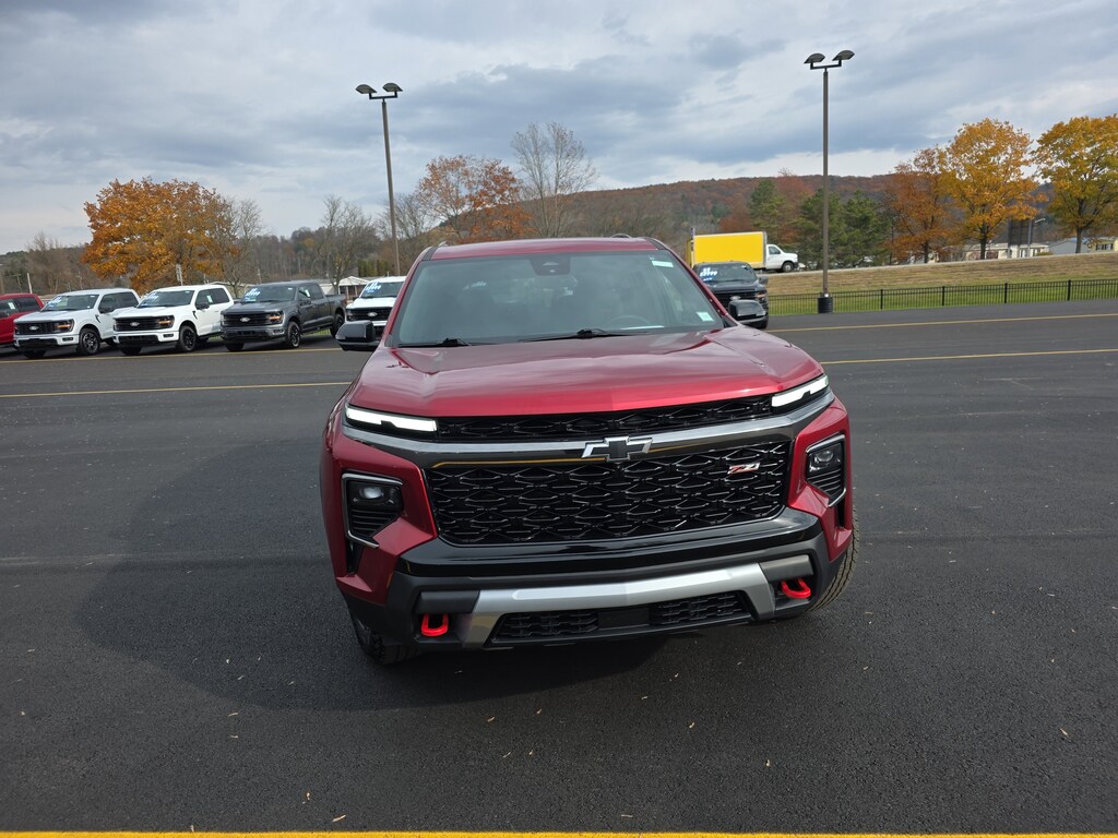 Used 2024 Chevrolet Traverse Z71 SUV