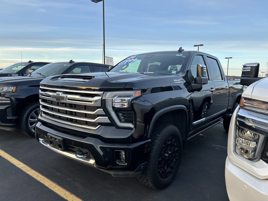 Used 2024 Chevrolet Silverado 2500 HD High Country Truck Crew Cab