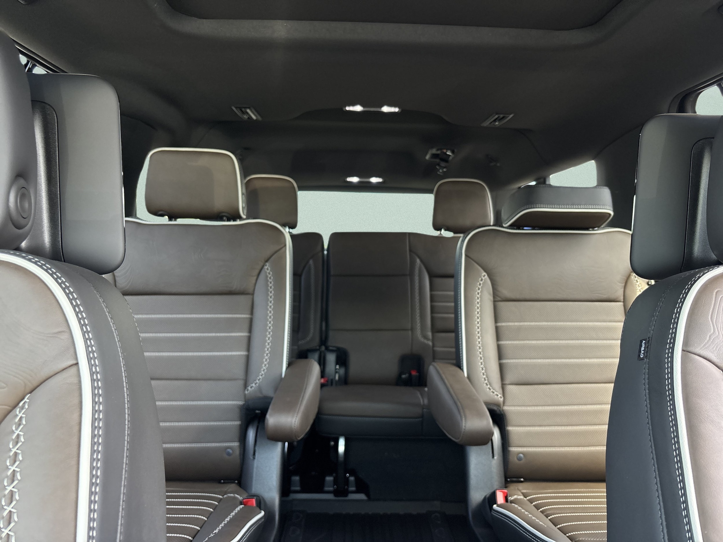 2026 GMC Yukon XL Denali Ultimate - Photo 17