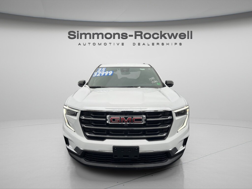 Used 2025 GMC Acadia Elevation SUV