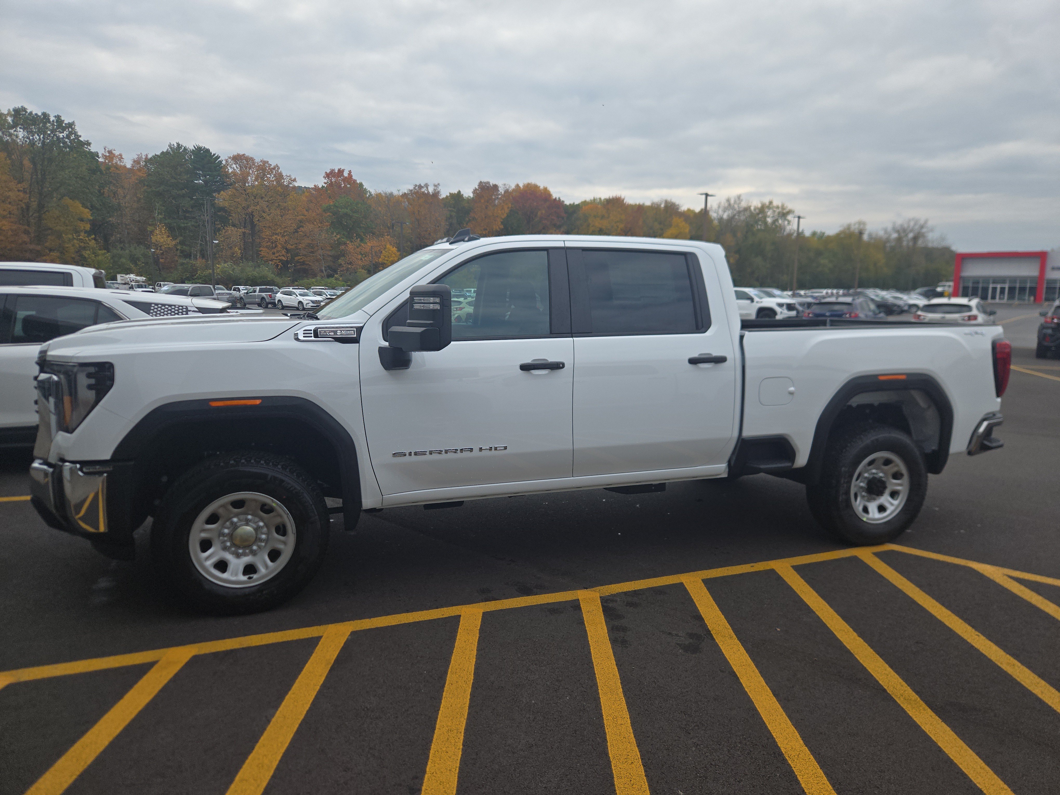 2026 GMC Sierra 3500HD Pro - Photo 6