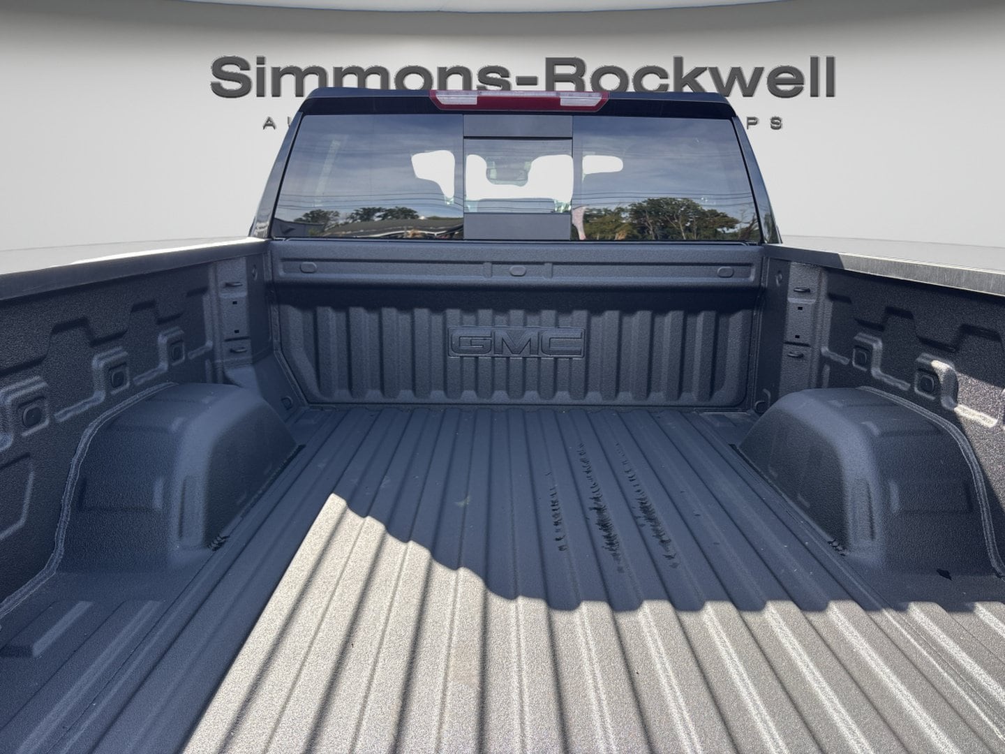 2026 GMC Sierra 1500 SLT - Photo 11