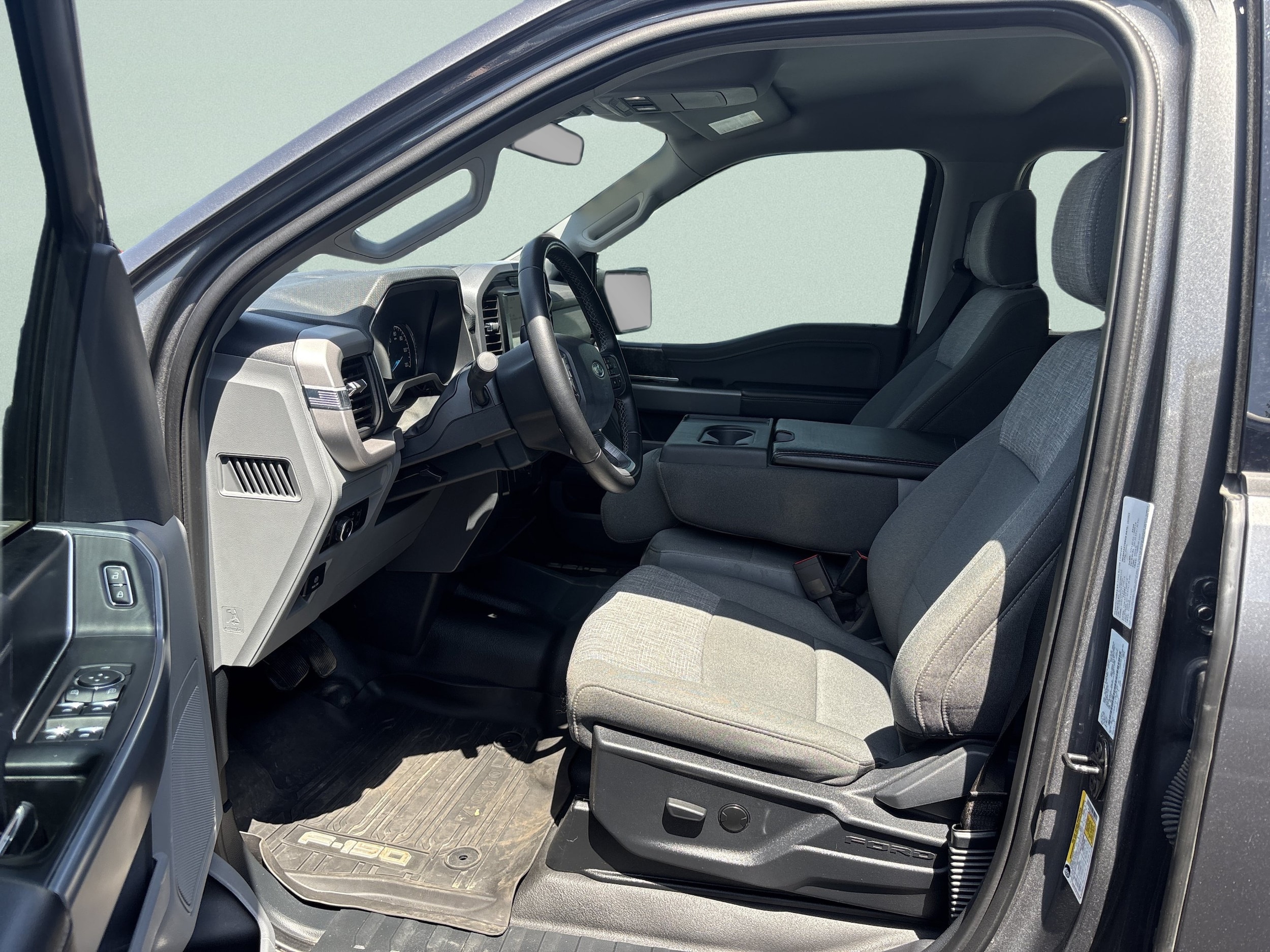 2023 Ford F-150 XLT - Photo 10