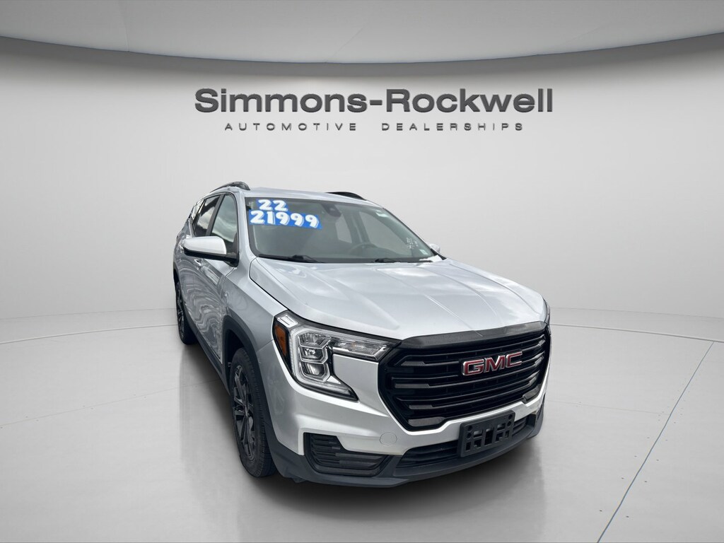 Used 2022 GMC Terrain SLE SUV