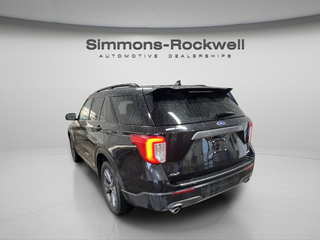 Used 2024 Ford Explorer XLT SUV