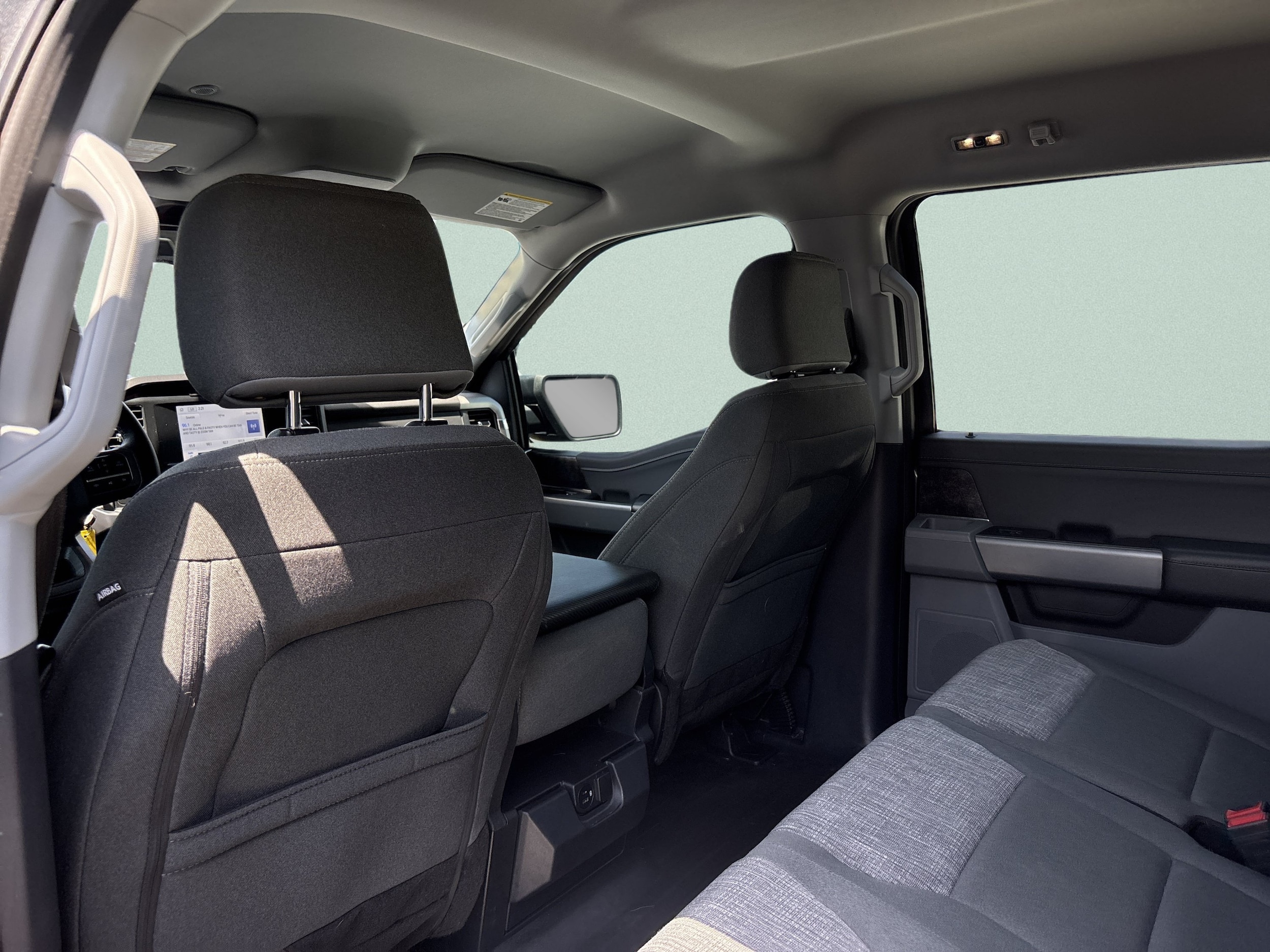 2023 Ford F-150 XLT - Photo 18