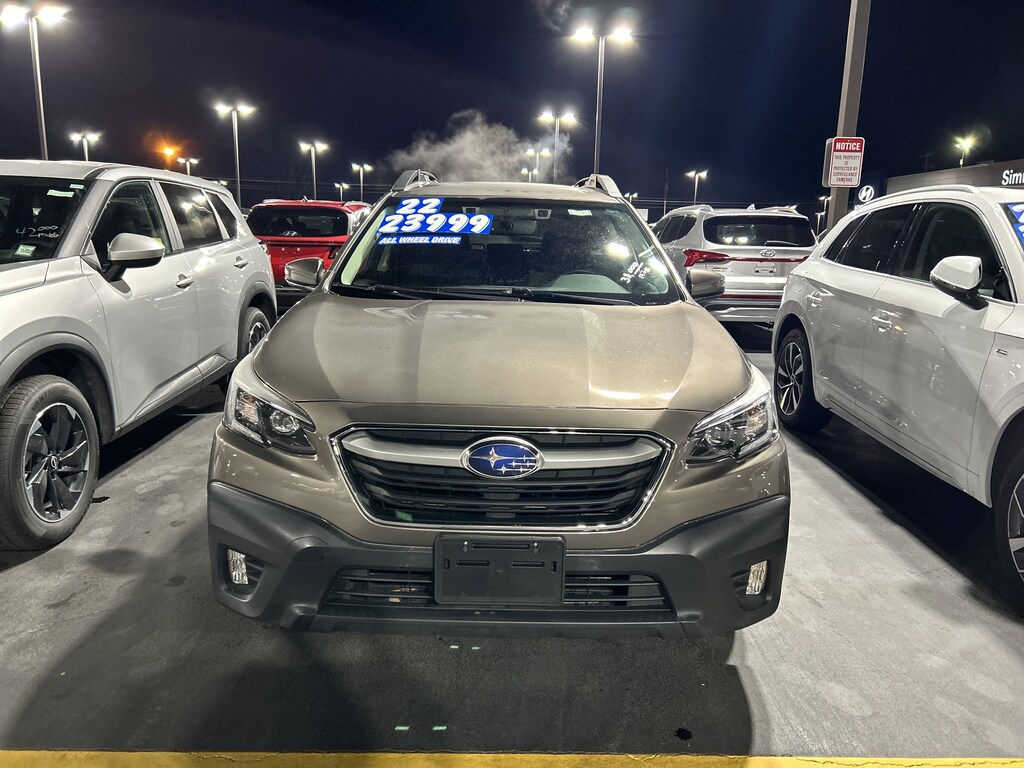 Used 2022 Subaru Outback Premium SUV