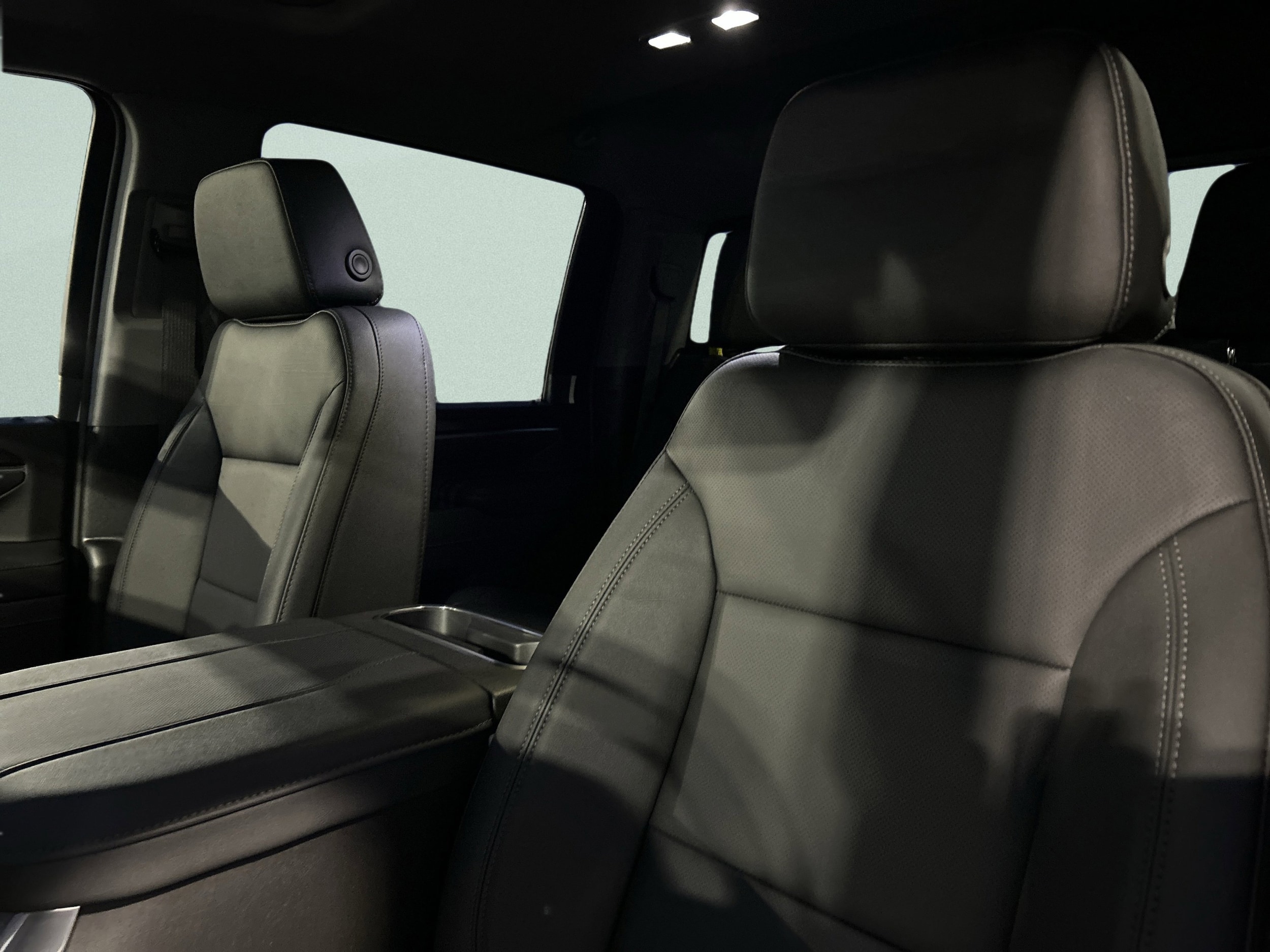 2026 GMC Sierra 2500HD SLT - Photo 11