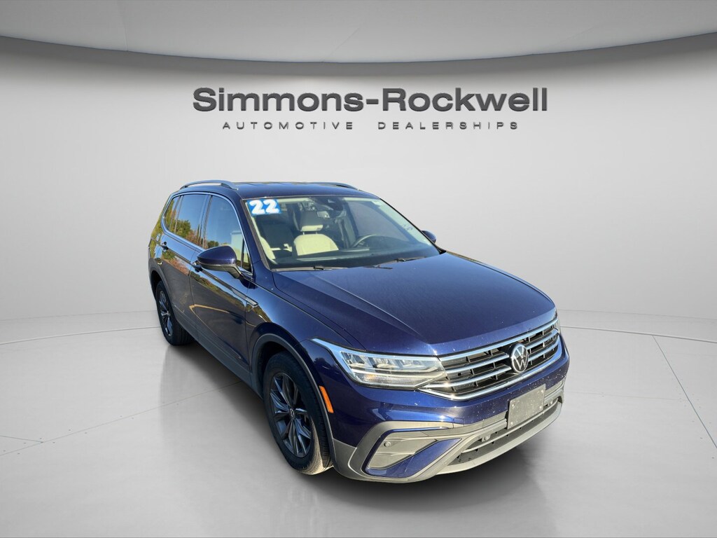 Used 2022 Volkswagen Tiguan SE SUV