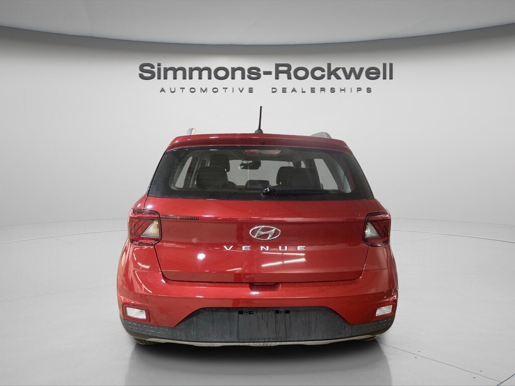Used 2023 Hyundai Venue Limited SUV