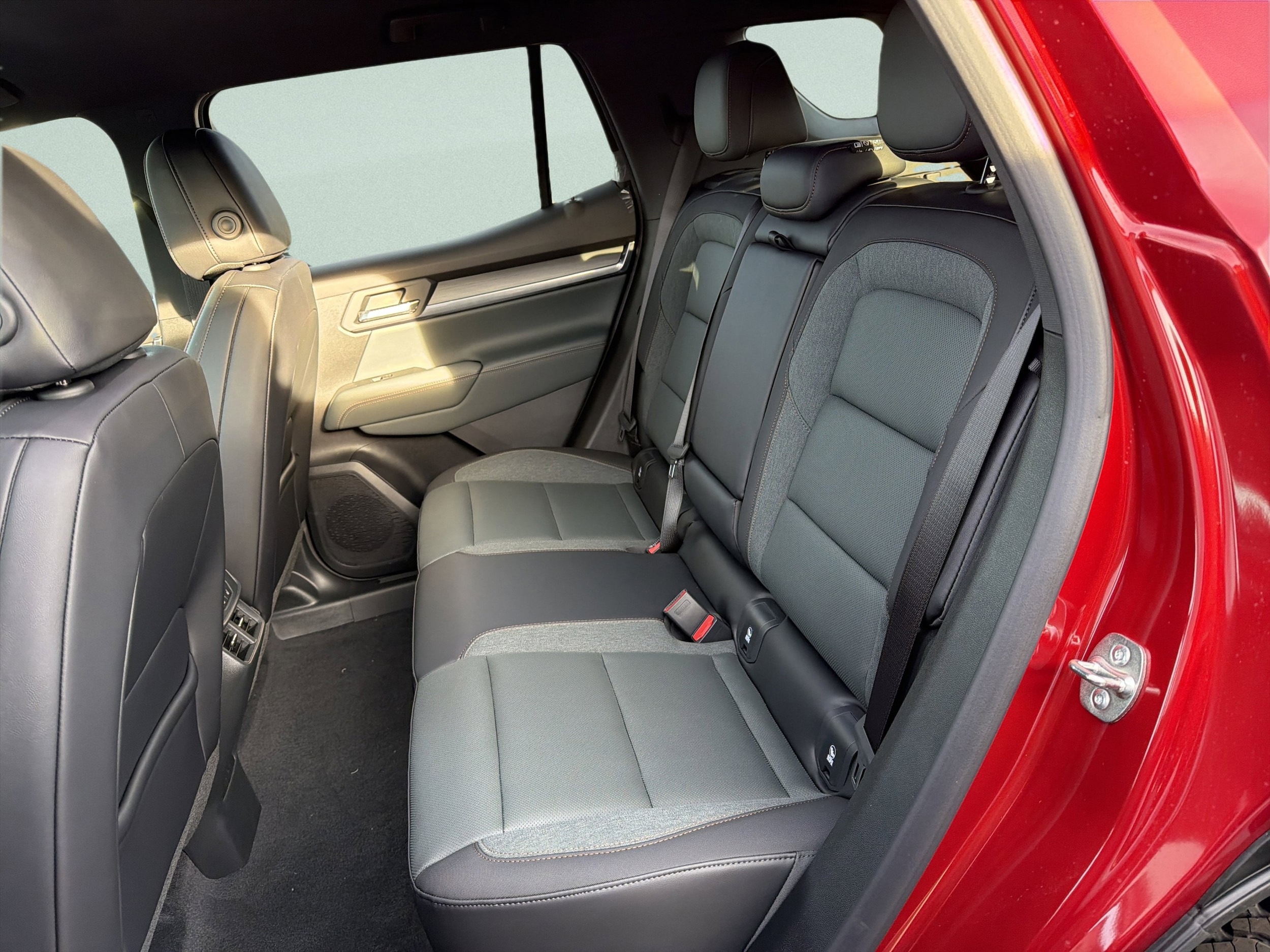 2026 GMC Terrain AT4 - Photo 15