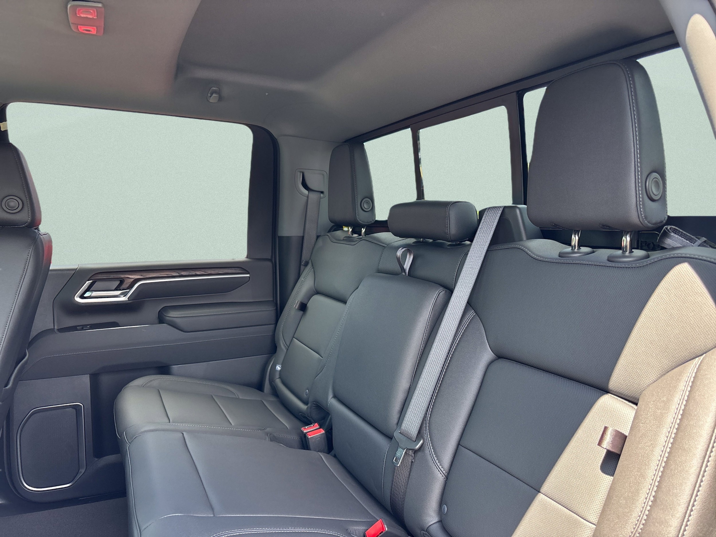 2026 GMC Sierra 2500HD SLT - Photo 18