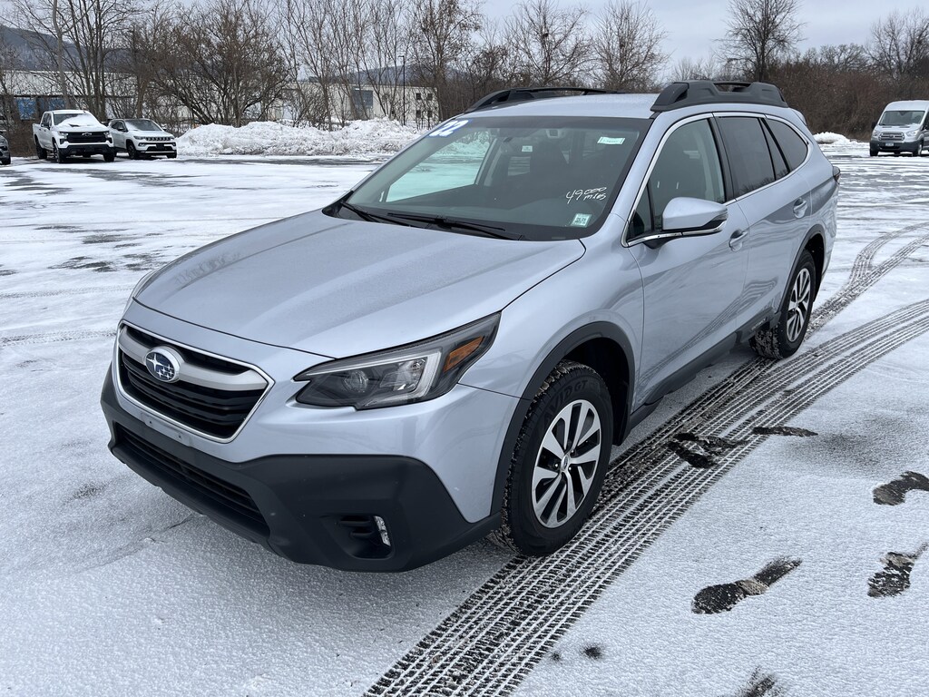 Used 2022 Subaru Outback Premium SUV