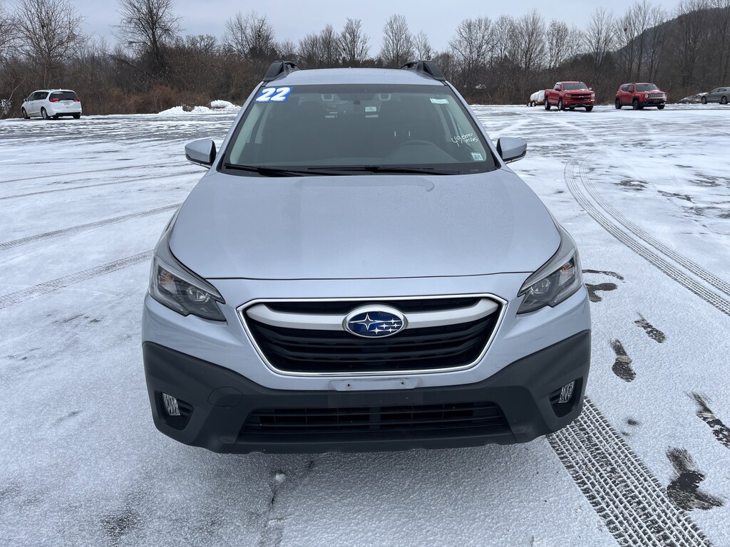 Used 2022 Subaru Outback Premium SUV