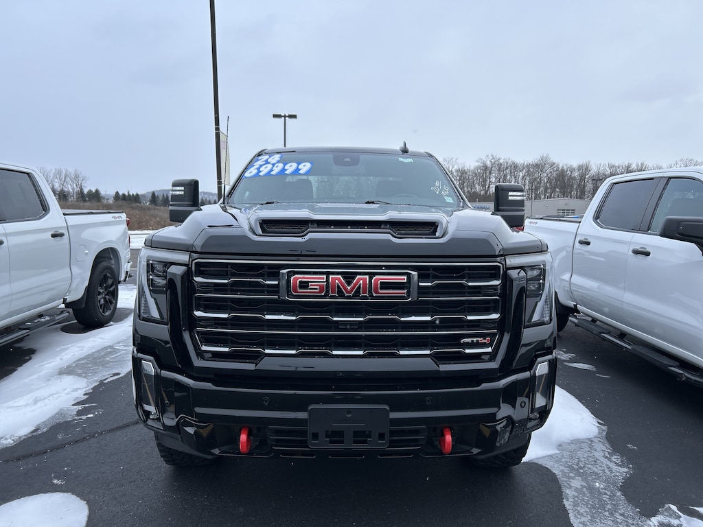 Used 2024 GMC Sierra 2500 HD AT4 Truck Crew Cab