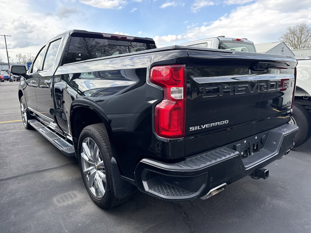 Used 2023 Chevrolet Silverado 1500 High Country Truck Crew Cab