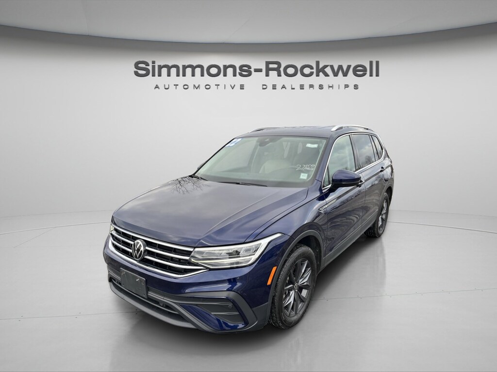 Used 2022 Volkswagen Tiguan SE SUV
