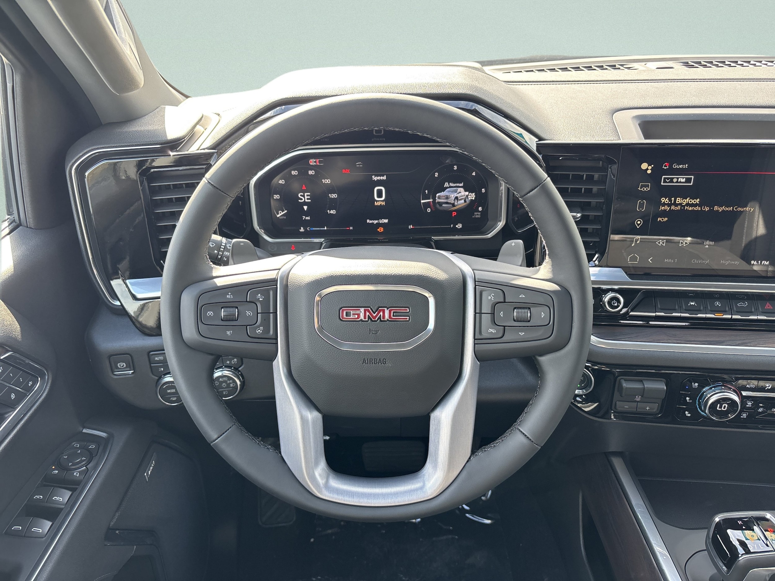 2026 GMC Sierra 1500 SLT - Photo 27