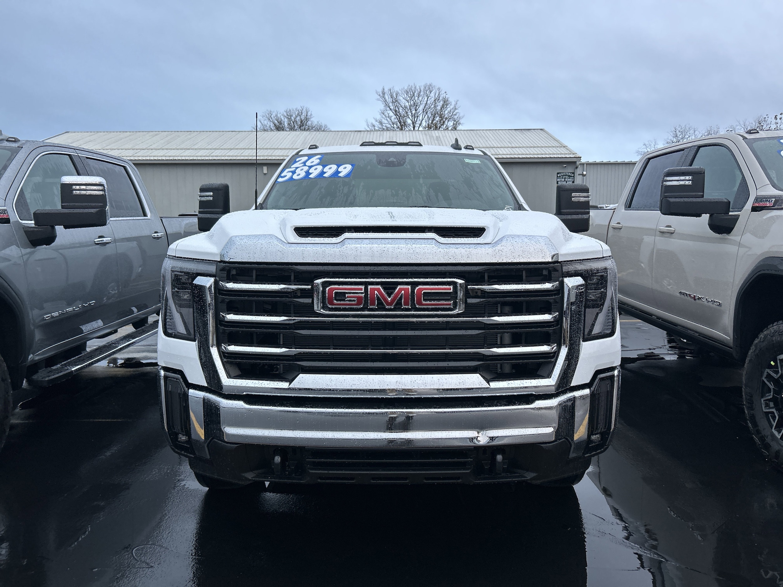 2026 GMC Sierra 2500HD SLE's photo