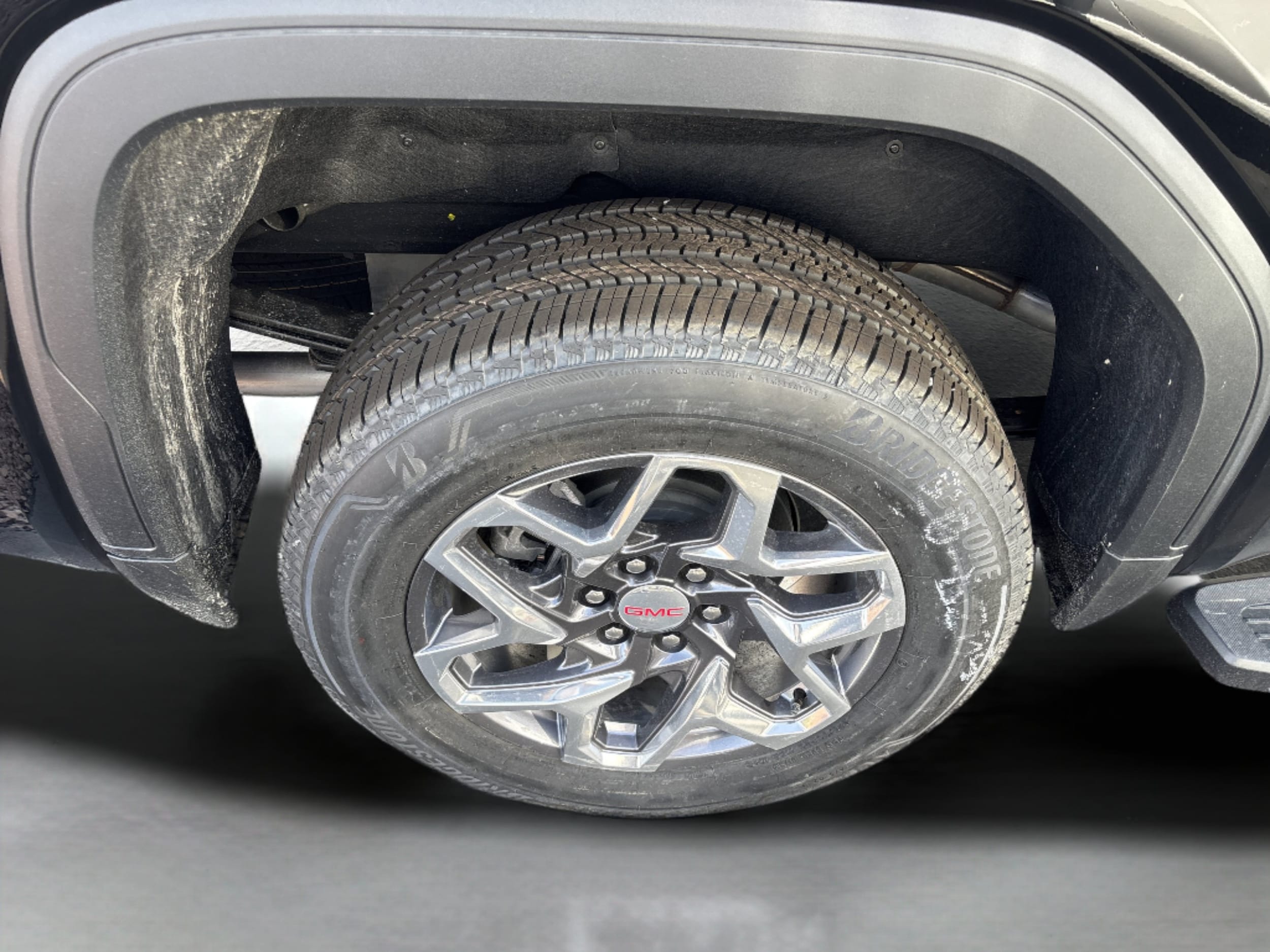 2026 GMC Sierra 1500 SLT - Photo 30