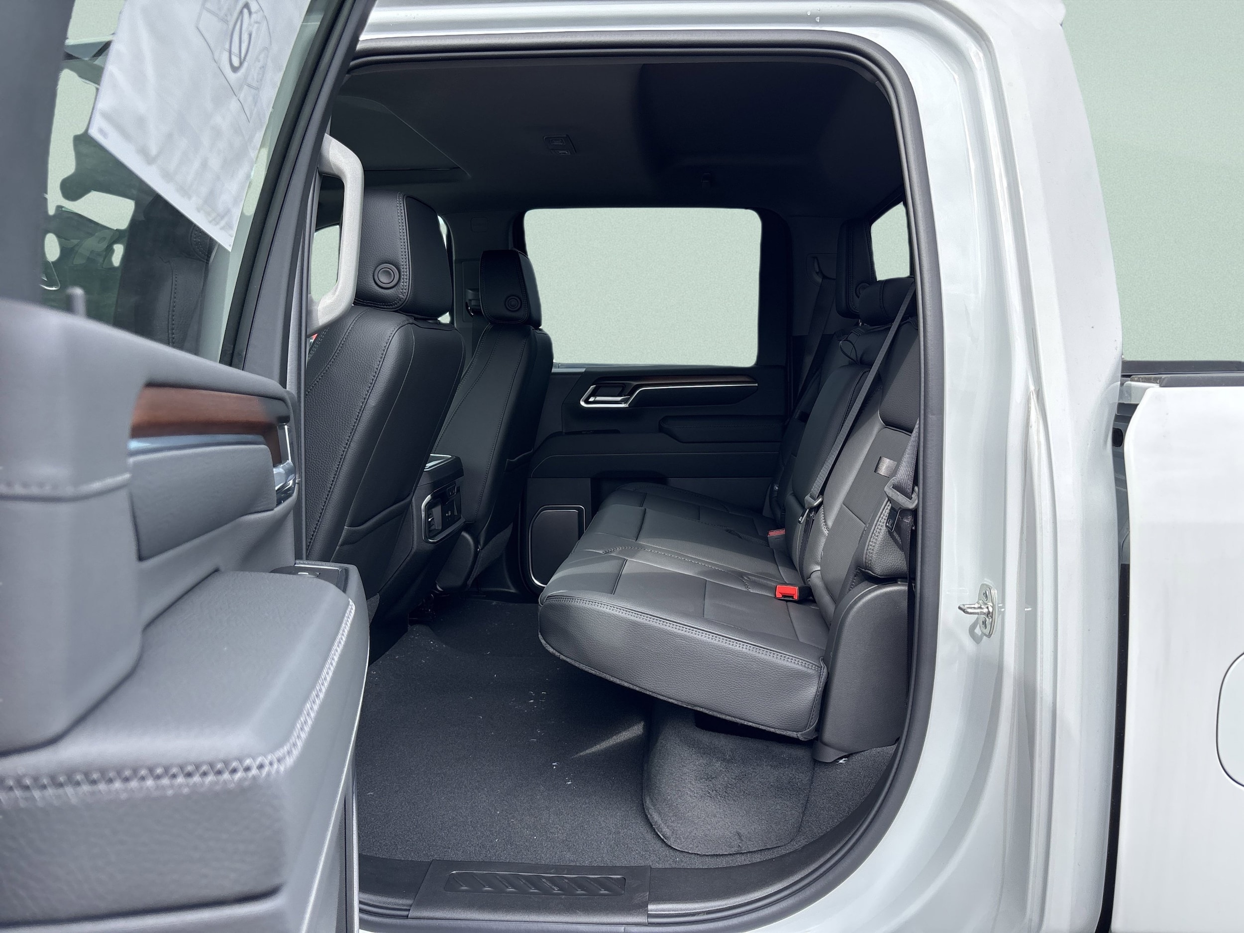 2026 GMC Sierra 2500HD Denali - Photo 17