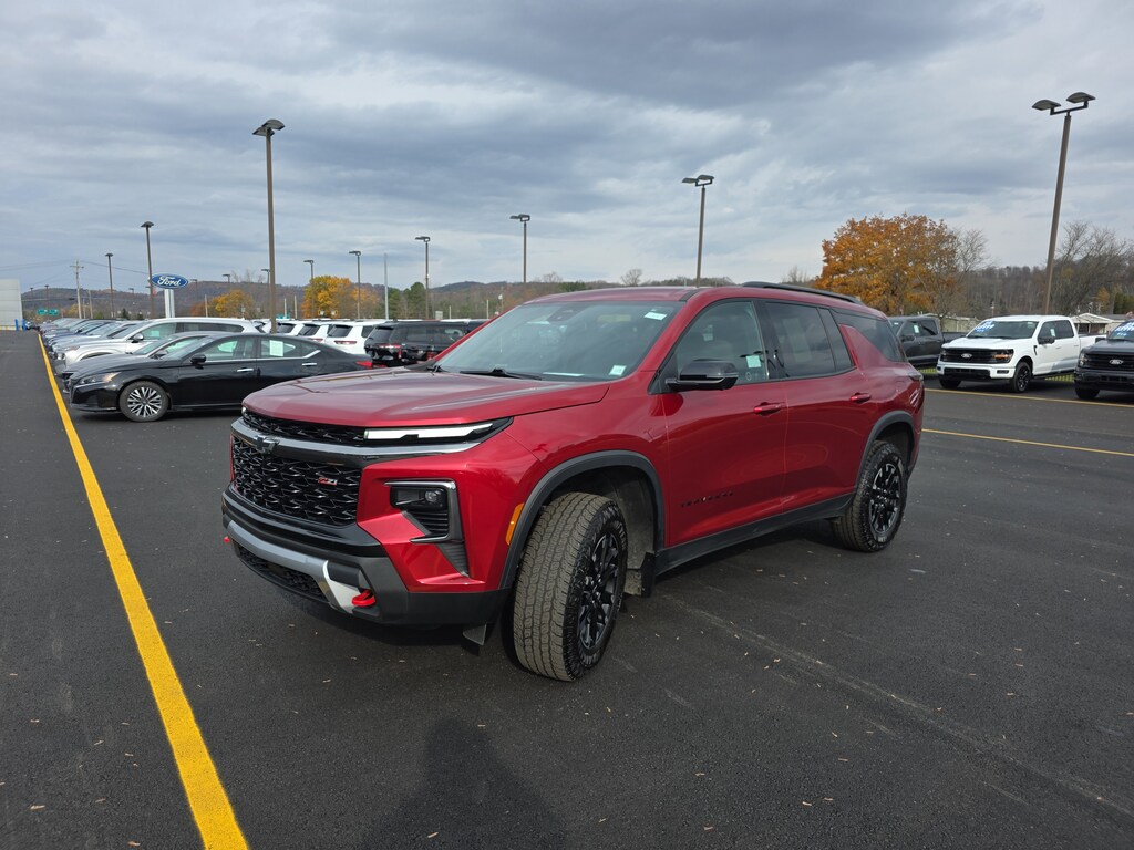 Used 2024 Chevrolet Traverse Z71 SUV