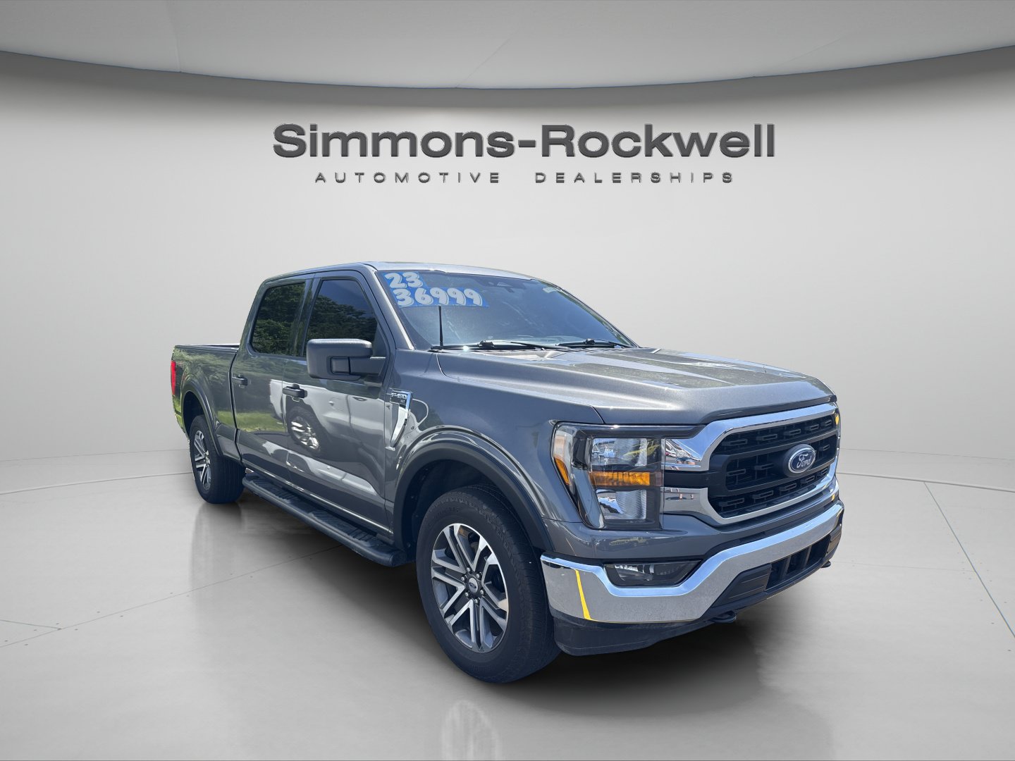 2023 Ford F-150 XLT - Photo 6