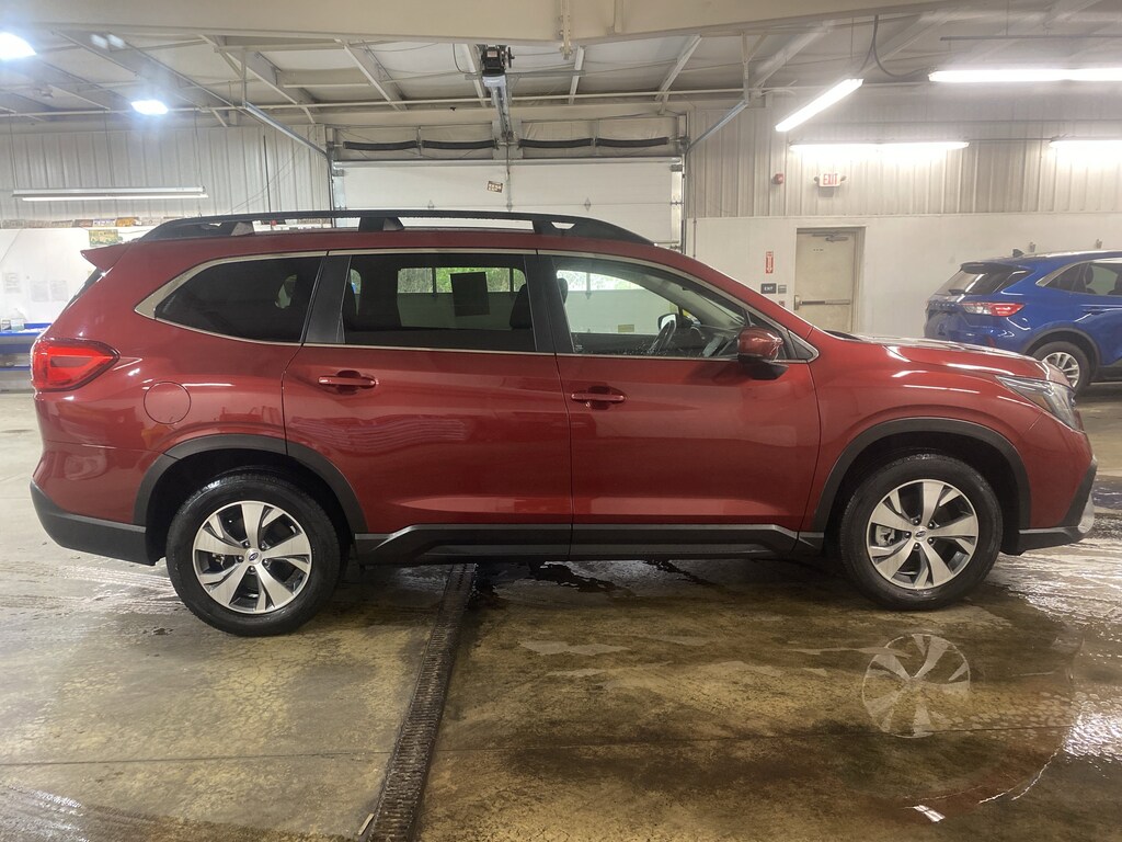 Used 2024 Subaru Ascent Premium SUV