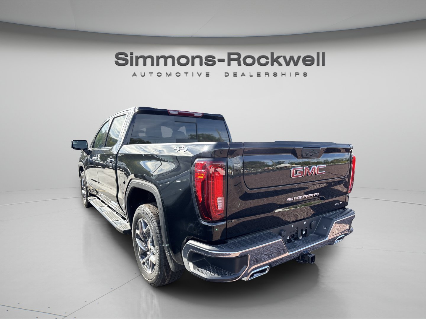 2026 GMC Sierra 1500 SLT - Photo 3