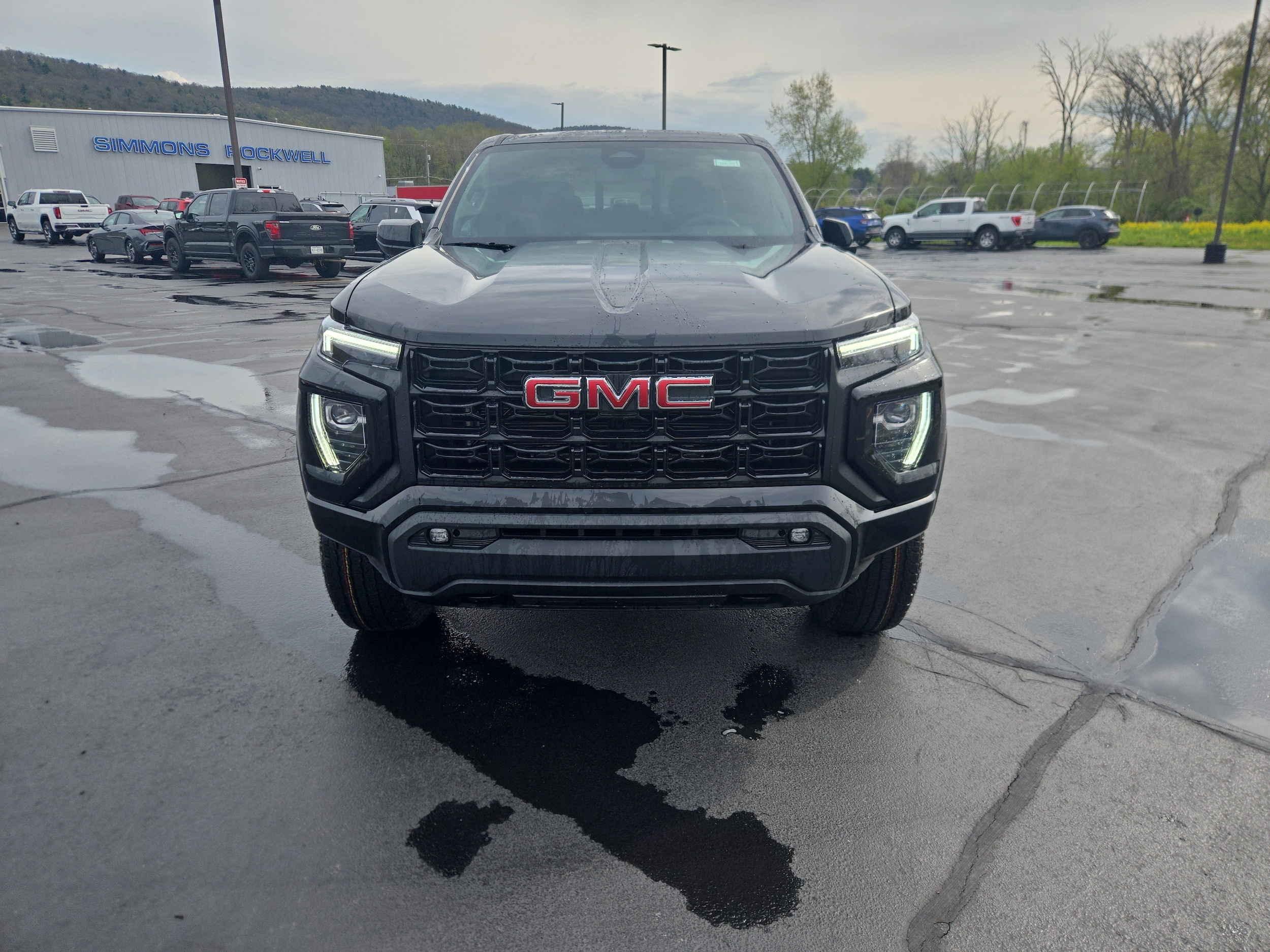 2026 GMC Canyon 4WD Elevation Crew Cab Short Box's photo
