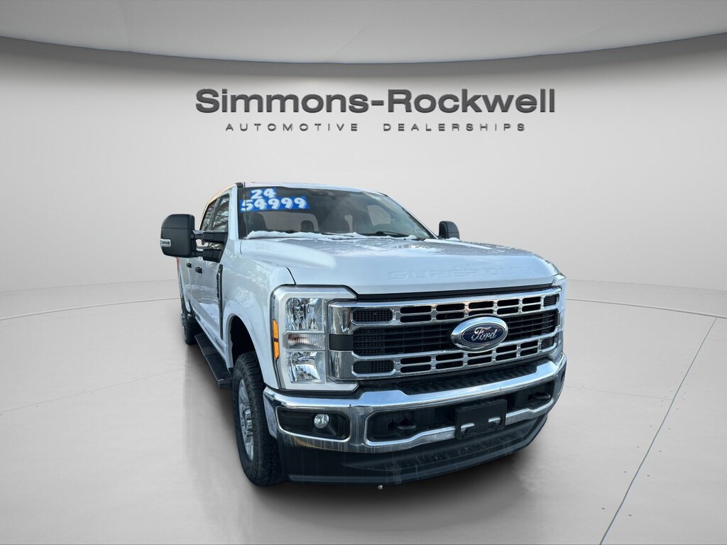 Used 2024 Ford Super Duty F-350 SRW XL Truck Crew Cab