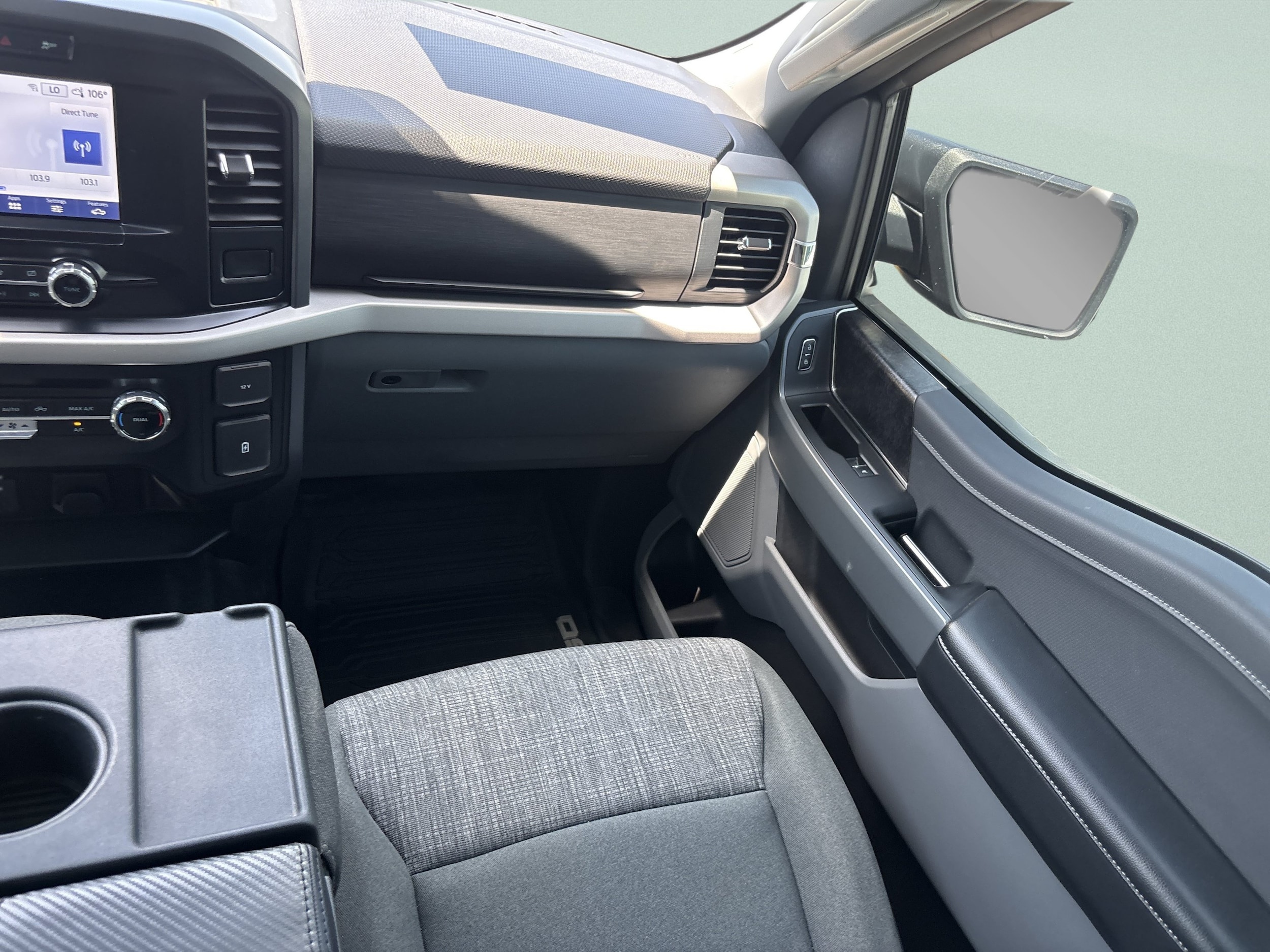 2023 Ford F-150 XLT - Photo 25