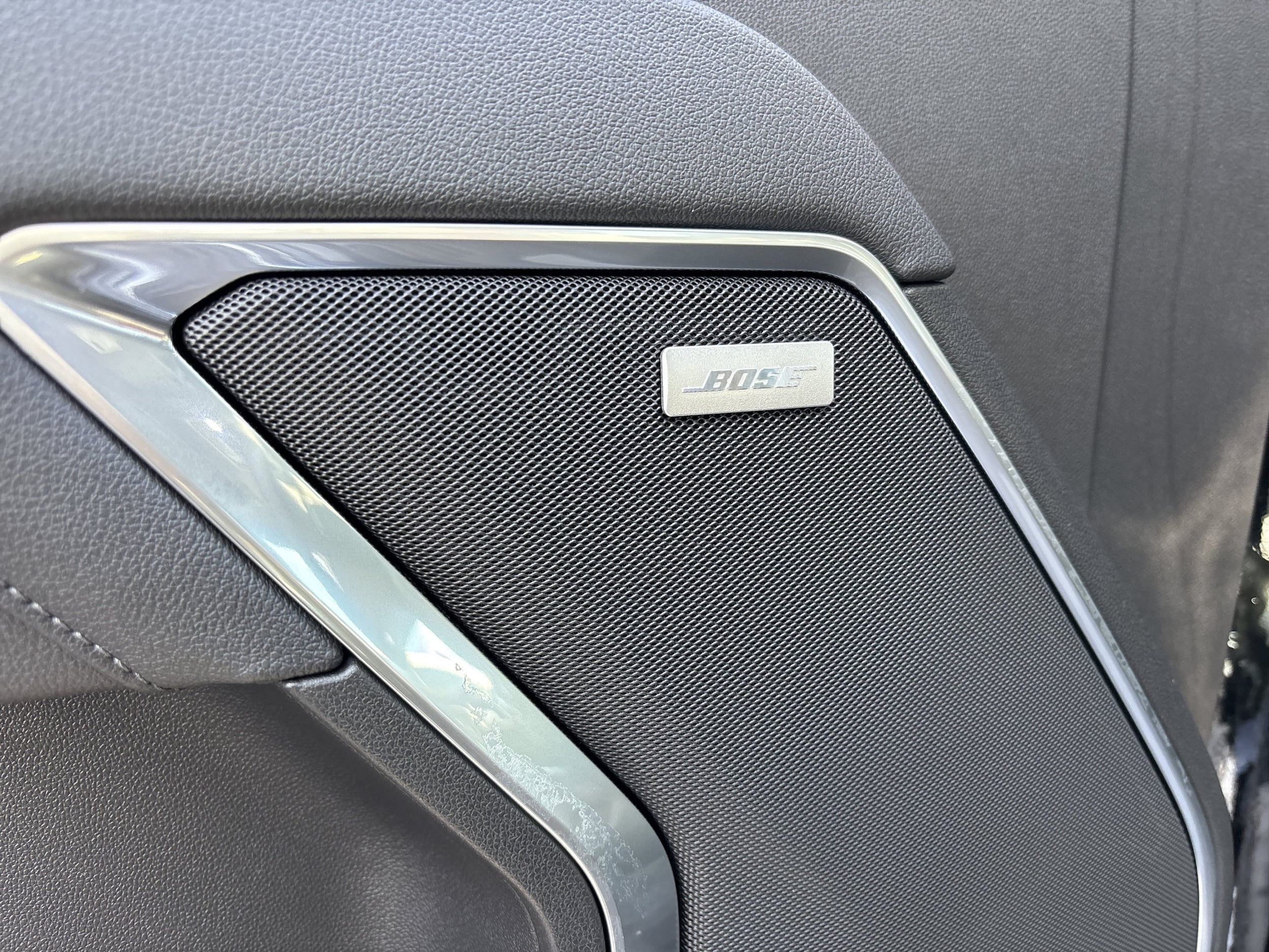 2026 GMC Sierra 1500 SLT - Photo 15