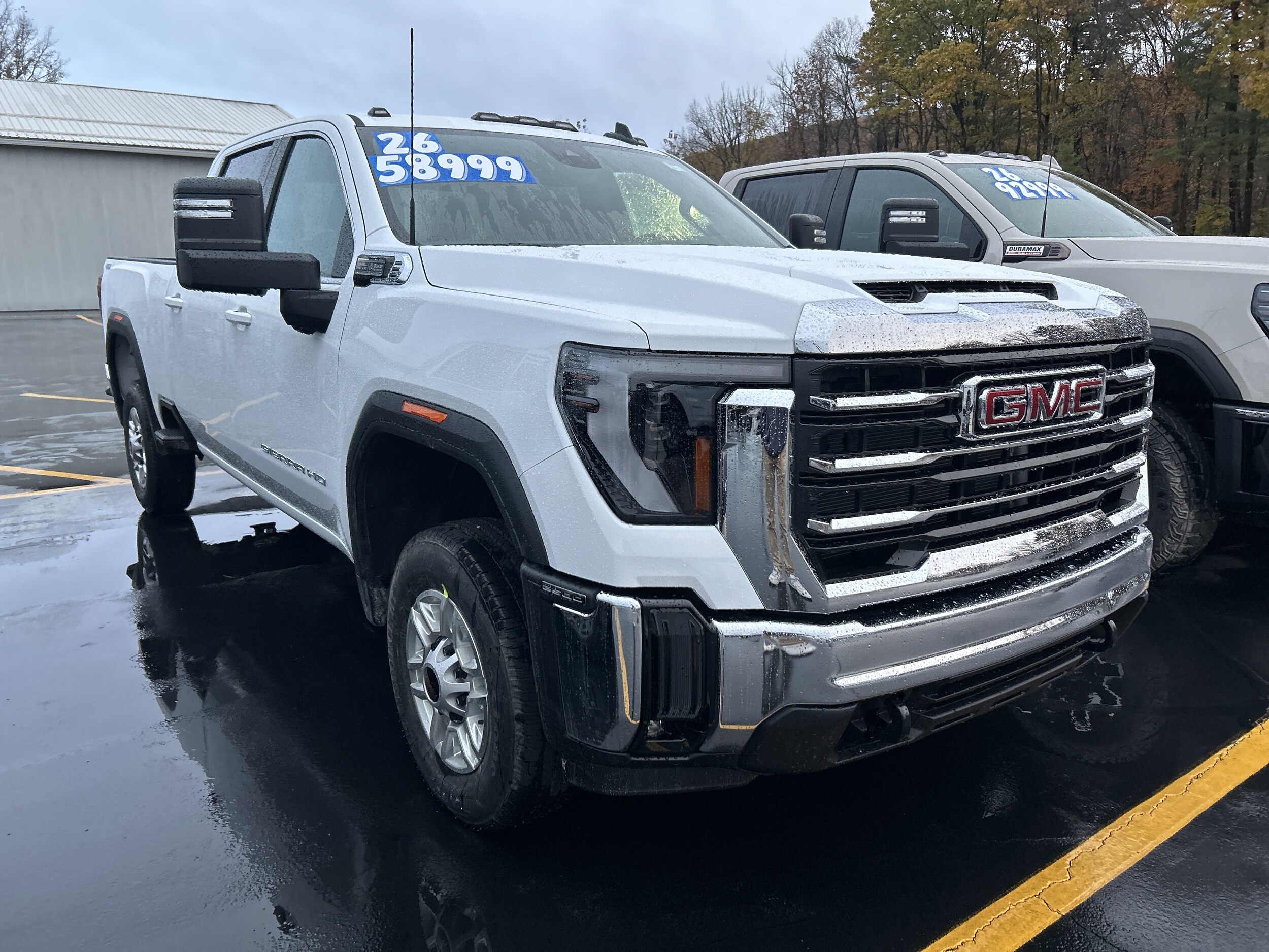 2026 Gmc Sierra 2500 HD SLE photo 2