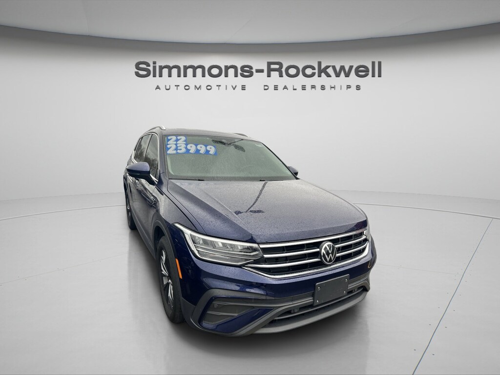 Used 2022 Volkswagen Tiguan SE SUV