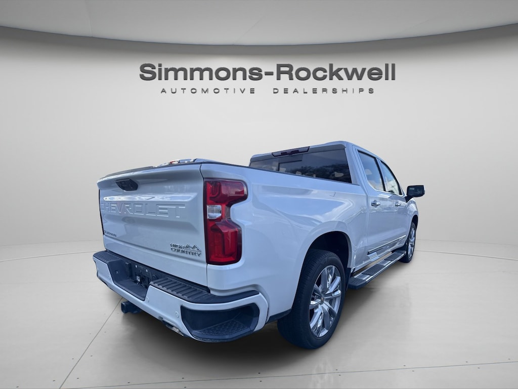Used 2025 Chevrolet Silverado 1500 High Country Truck Crew Cab