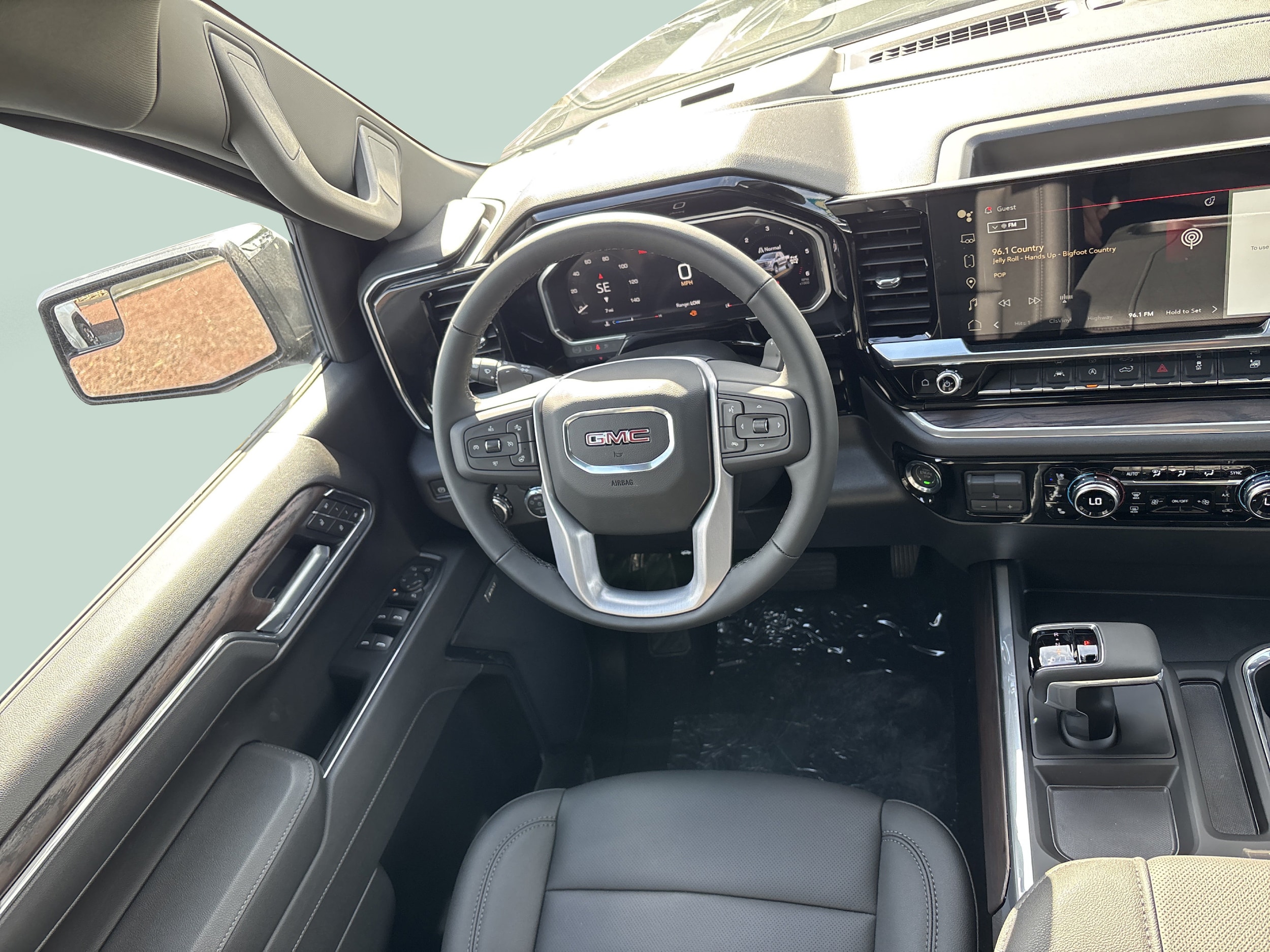 2026 GMC Sierra 1500 SLT - Photo 28