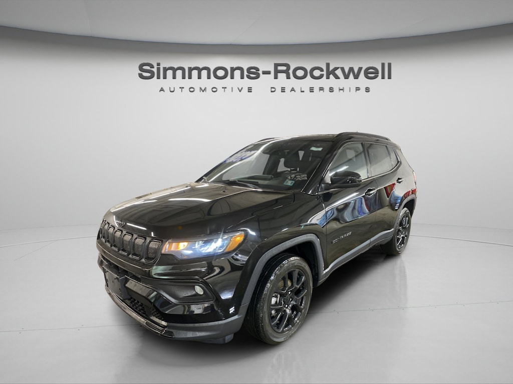 Used 2022 Jeep Compass Altitude SUV