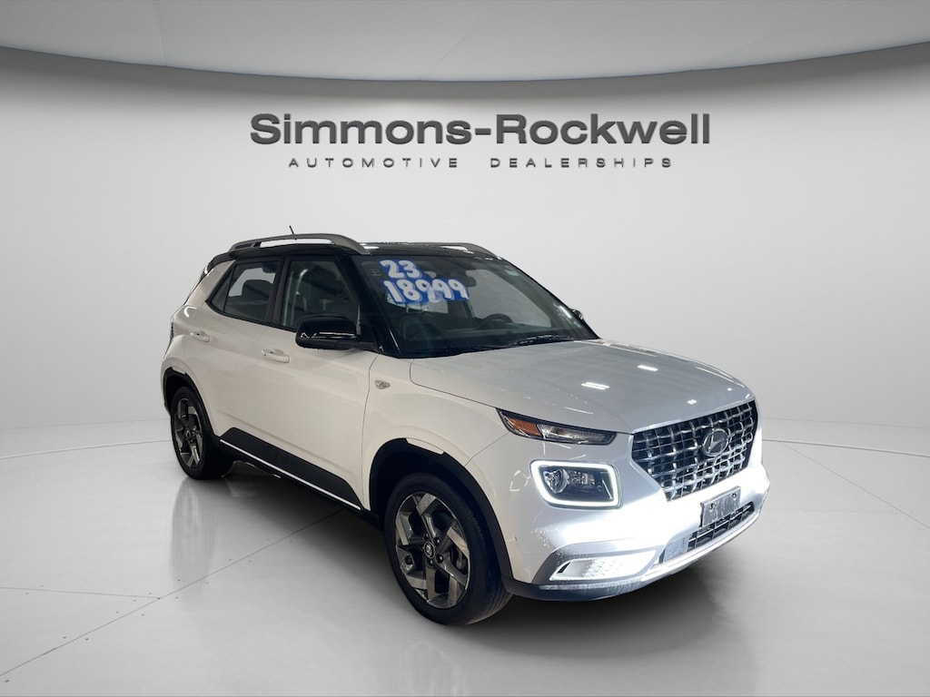 Used 2023 Hyundai Venue Limited SUV