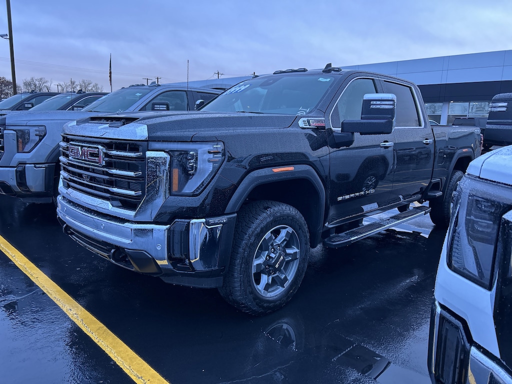New 2025 GMC Sierra 2500 HD SLT Truck