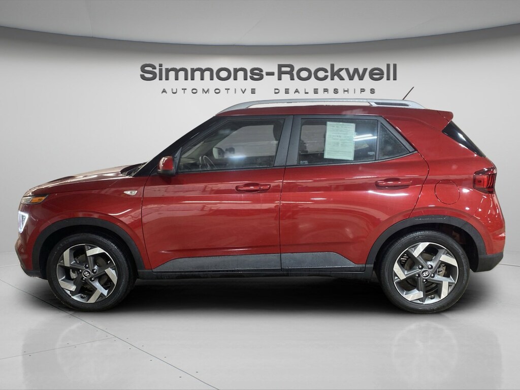Used 2023 Hyundai Venue Limited SUV